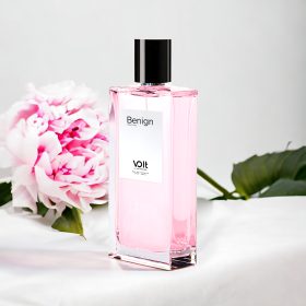 VOLT BENIGN Eau de Toilette น้ำหอมสำหรับผู้หญิง โวลต์ บิไนน์ กลิ่นดอกไม้หอมหวาน ให้ความสดชื่น
